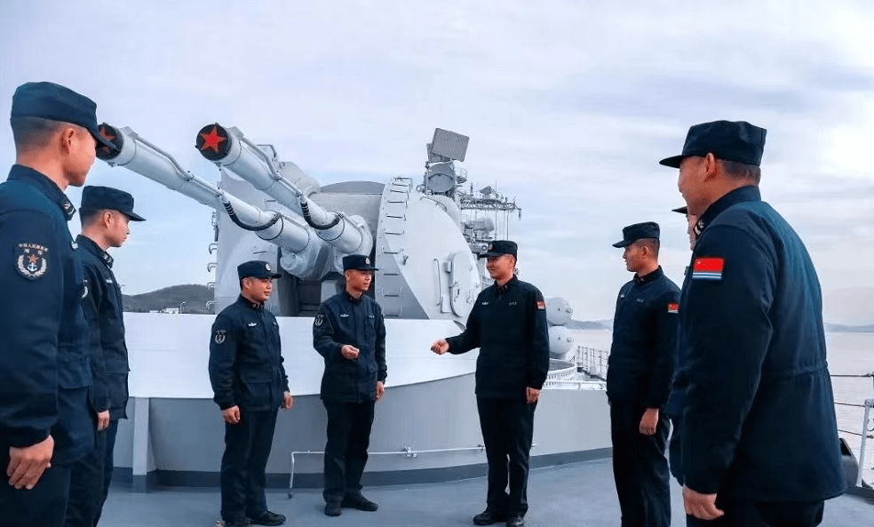 富聊旧版苹果版
:主炮向敌，东海舰队4艘现代级驱逐舰，主炮为何没有升级？